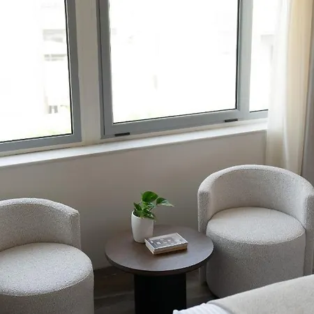 Design أثينا